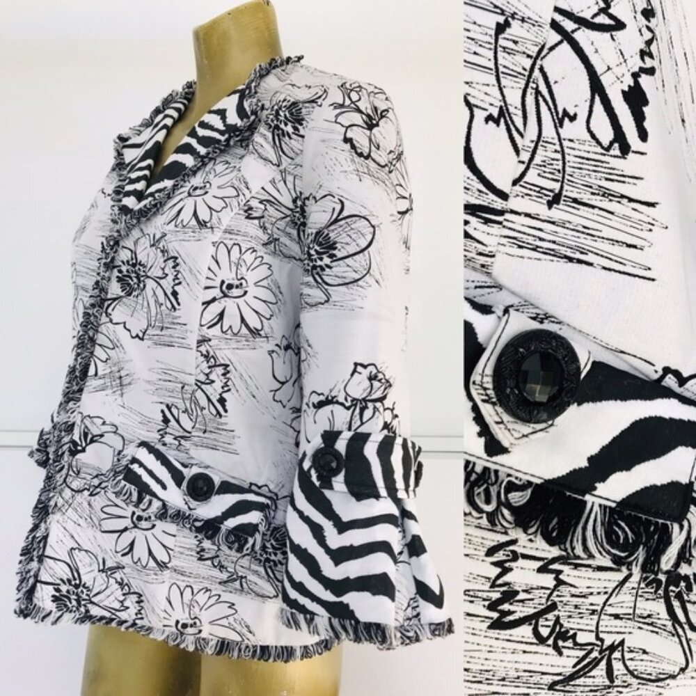 Berek Black & White Floral Zebra Print Jacket – Size M - FREE SHIPPING!